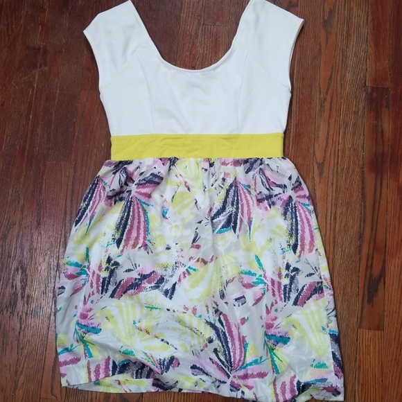 Spring Dress - Picture 4 of 6